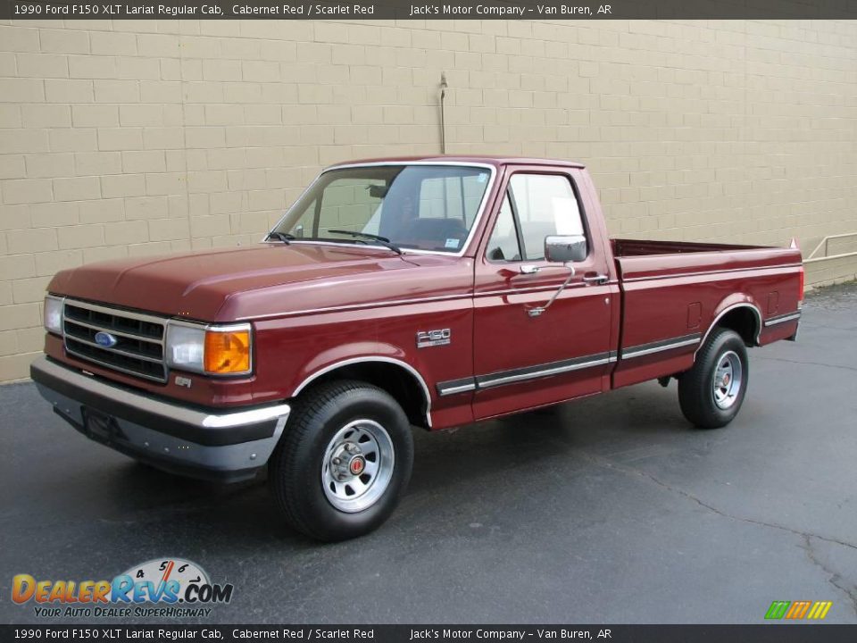 Front 3/4 View of 1990 Ford F150 XLT Lariat Regular Cab Photo #2