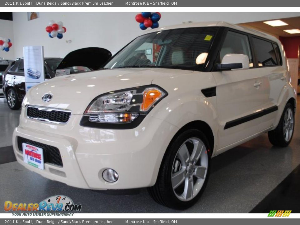 2011 Kia Soul ! Dune Beige / Sand/Black Premium Leather Photo #2