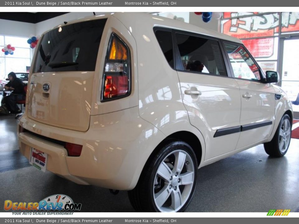 2011 Kia Soul ! Dune Beige / Sand/Black Premium Leather Photo #6