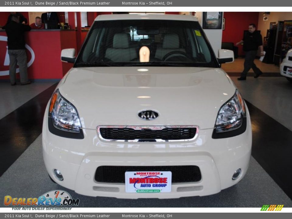 2011 Kia Soul ! Dune Beige / Sand/Black Premium Leather Photo #9