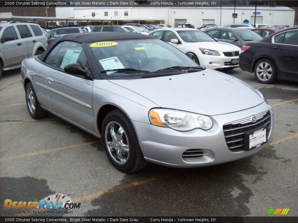 Front 3/4 View of 2006 Chrysler Sebring Convertible Photo #1