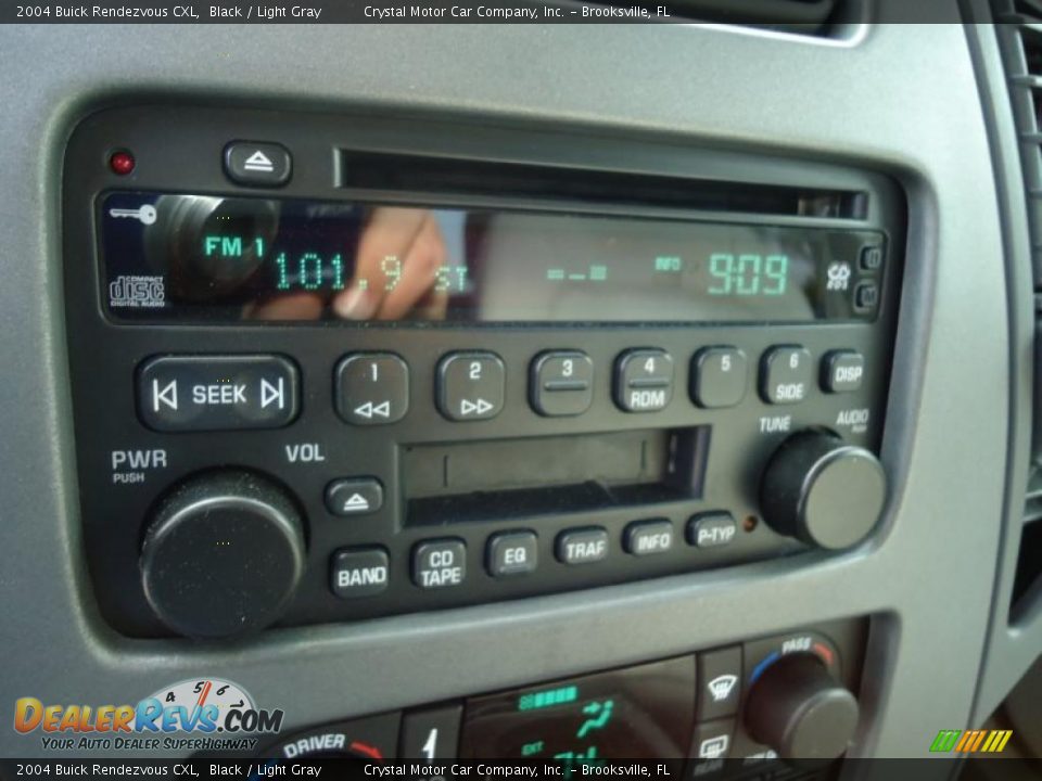 2004 Buick Rendezvous CXL Black / Light Gray Photo #31