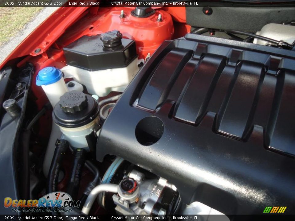 2009 Hyundai Accent GS 3 Door Tango Red / Black Photo #20