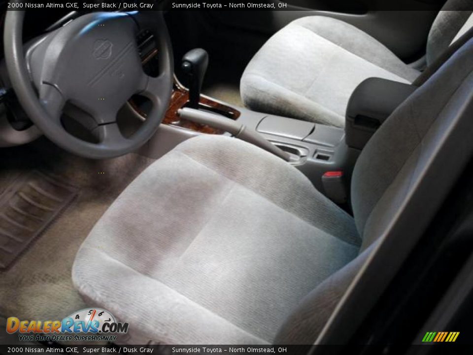 2000 Nissan Altima GXE Super Black / Dusk Gray Photo #9