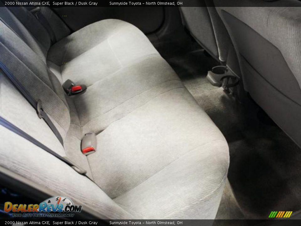 2000 Nissan Altima GXE Super Black / Dusk Gray Photo #11
