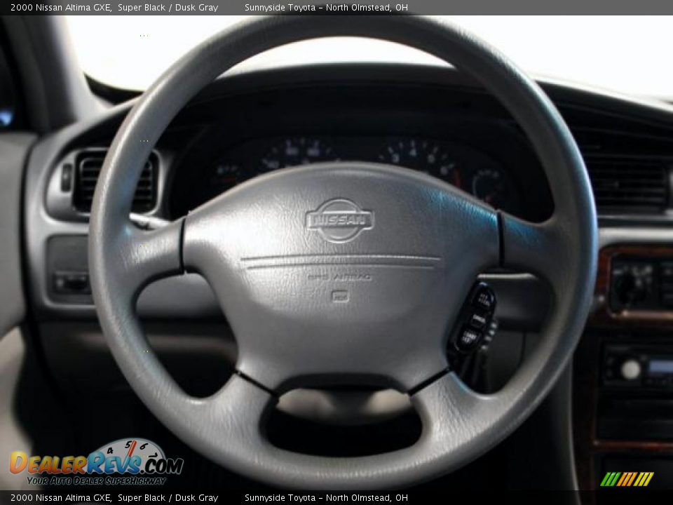 2000 Nissan Altima GXE Super Black / Dusk Gray Photo #13