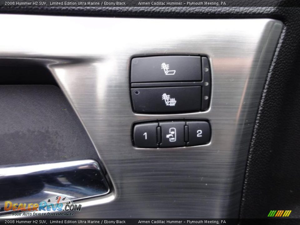 Controls of 2008 Hummer H2 SUV Photo #16