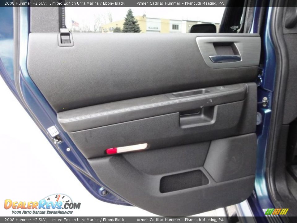 Door Panel of 2008 Hummer H2 SUV Photo #28