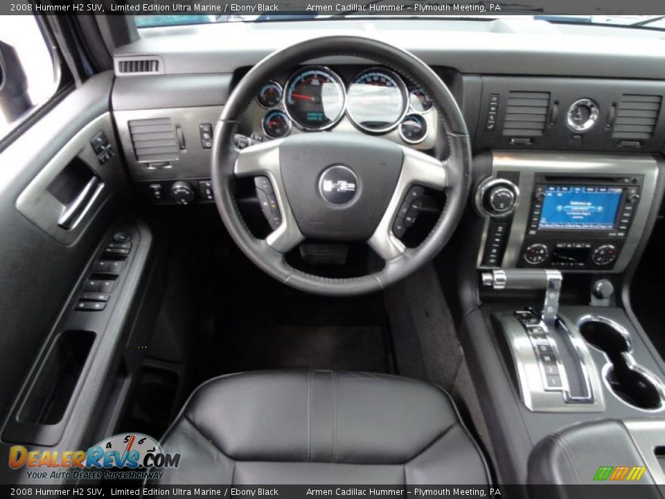 Dashboard of 2008 Hummer H2 SUV Photo #32