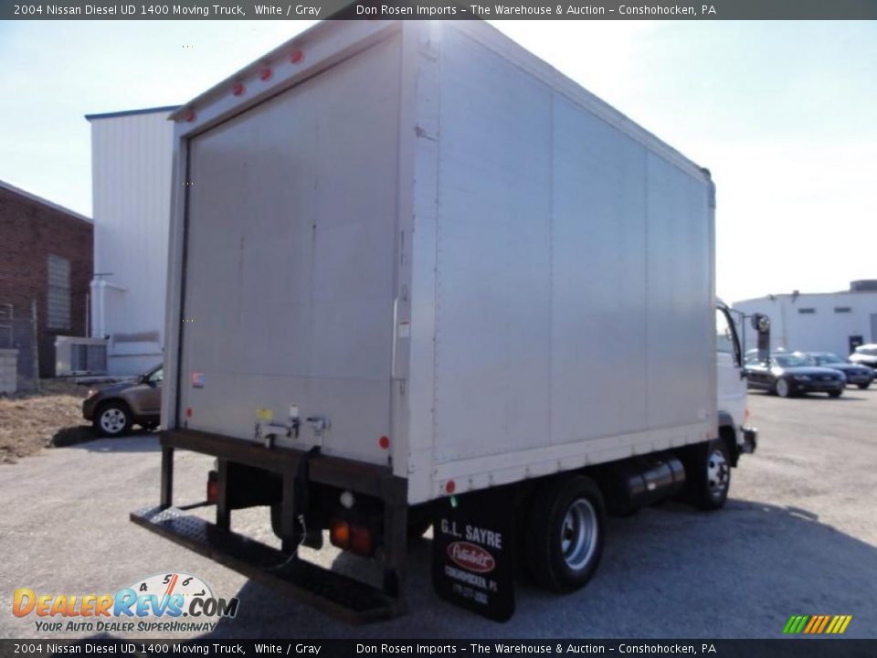 2004 Nissan Diesel UD 1400 Moving Truck White / Gray Photo #8