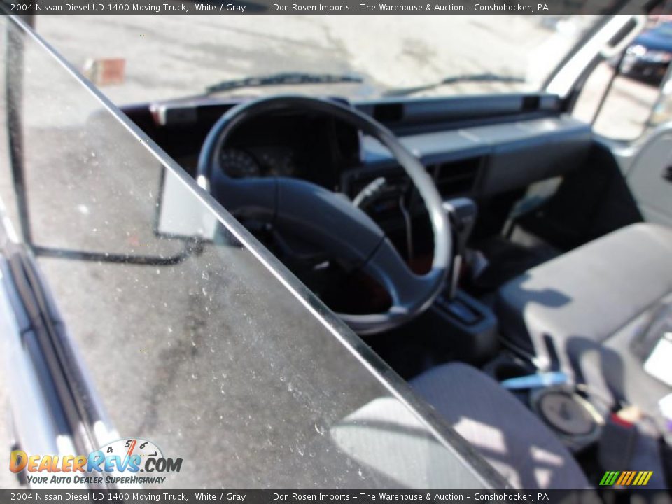 2004 Nissan Diesel UD 1400 Moving Truck White / Gray Photo #12