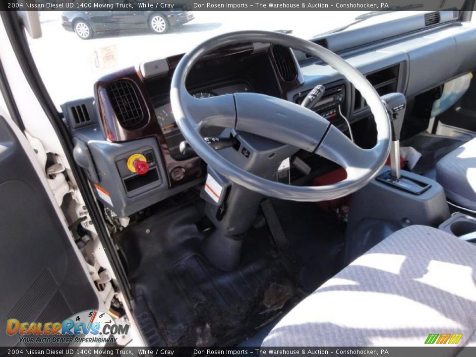2004 Nissan Diesel UD 1400 Moving Truck White / Gray Photo #13