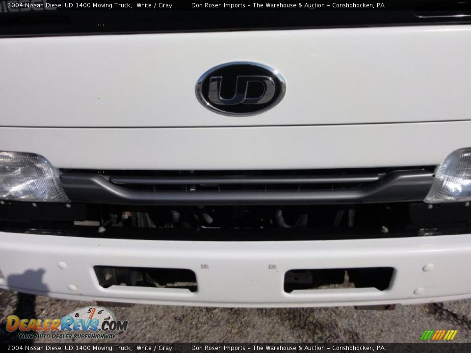 2004 Nissan Diesel UD 1400 Moving Truck White / Gray Photo #29