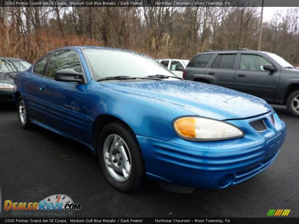 Front 3/4 View of 2000 Pontiac Grand Am SE Coupe Photo #1