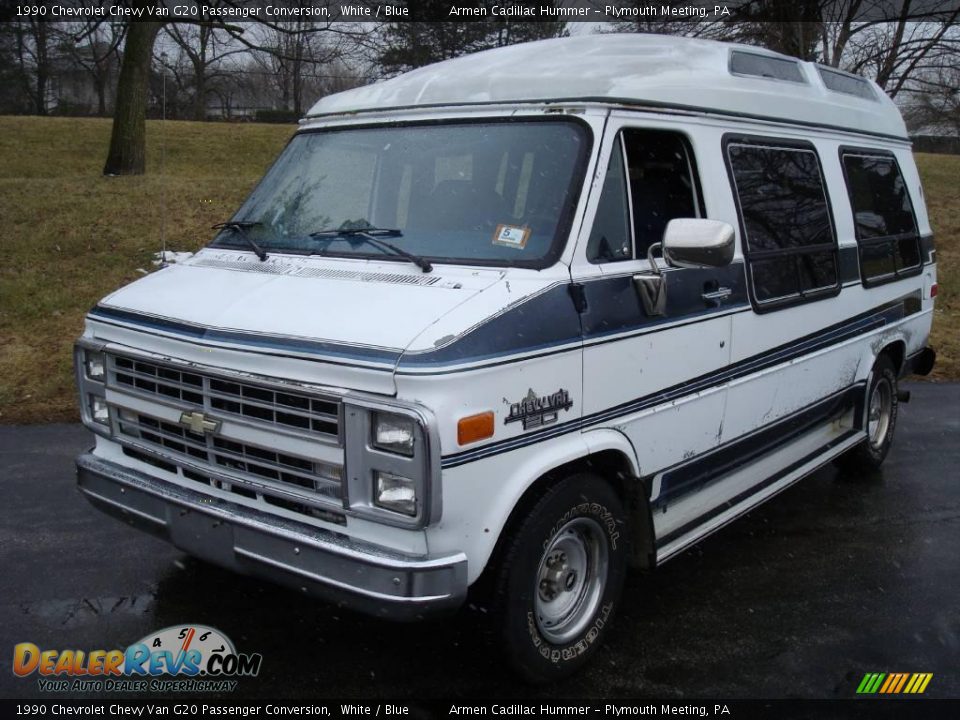 1990 Chevrolet Chevy Van G20 Passenger Conversion White / Blue Photo #8