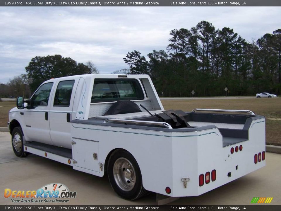 1999 Ford F450 Super Duty XL Crew Cab Dually Chassis Oxford White / Medium Graphite Photo #5