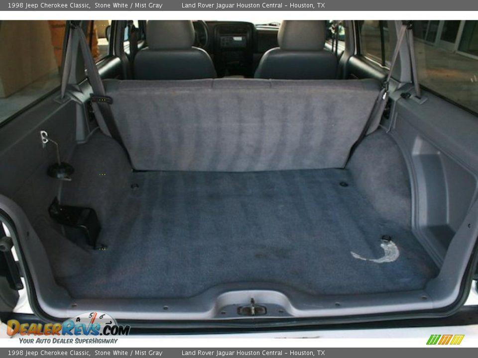 1998 Jeep Cherokee Classic Trunk Photo #24