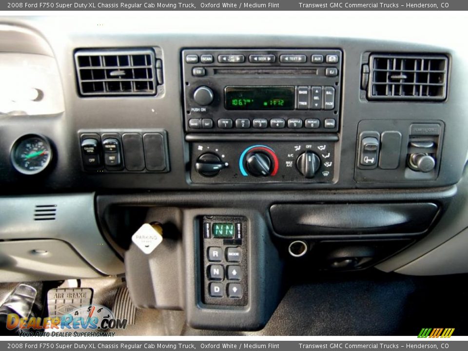 Controls of 2008 Ford F750 Super Duty XL Chassis Regular Cab Moving Truck Photo #6