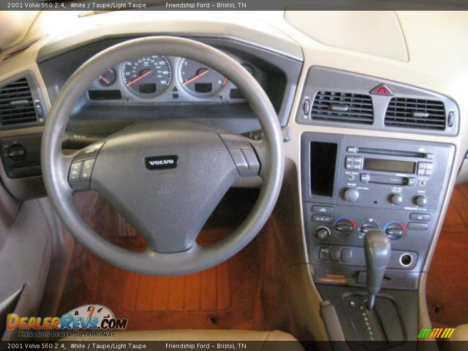 2001 Volvo S60 2.4 White / Taupe/Light Taupe Photo #25
