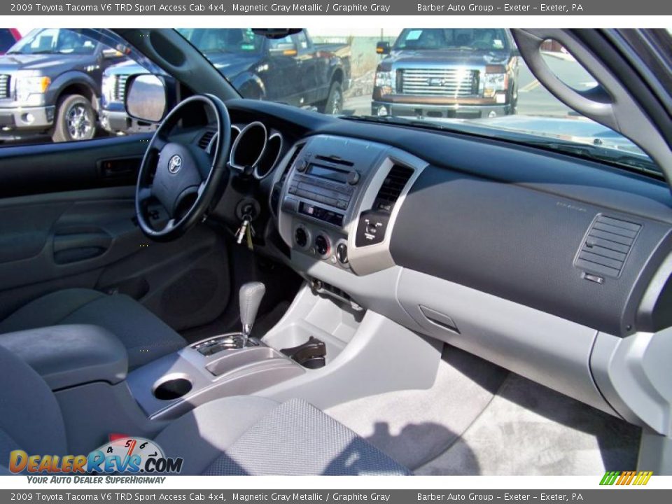 2009 Toyota Tacoma V6 TRD Sport Access Cab 4x4 Magnetic Gray Metallic / Graphite Gray Photo #16
