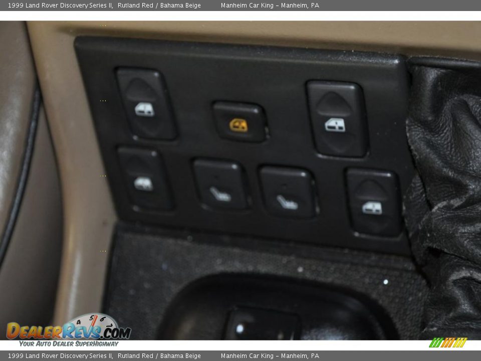 1999 Land Rover Discovery Series II Rutland Red / Bahama Beige Photo #8