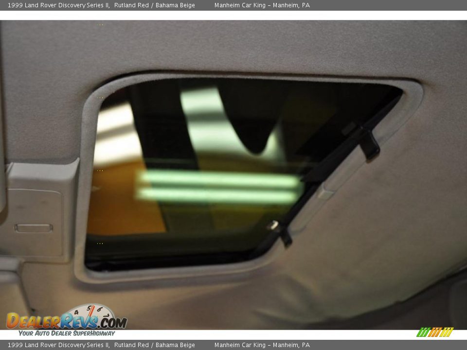 1999 Land Rover Discovery Series II Rutland Red / Bahama Beige Photo #10