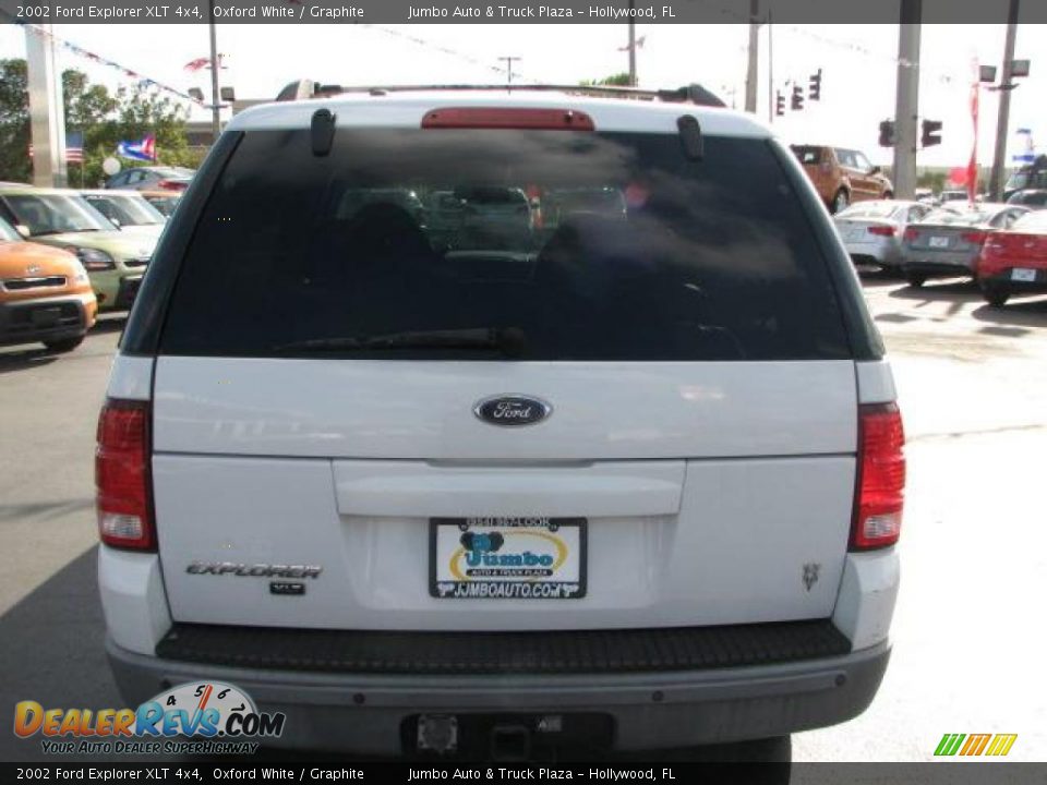 2002 Ford Explorer XLT 4x4 Oxford White / Graphite Photo #9