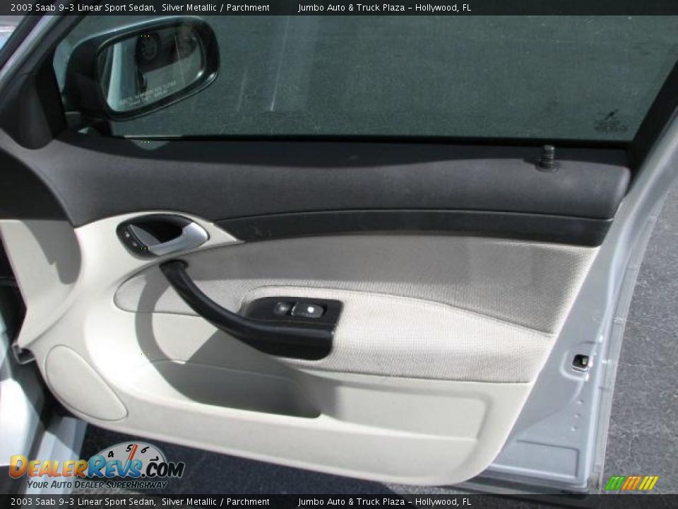 2003 Saab 9-3 Linear Sport Sedan Silver Metallic / Parchment Photo #17