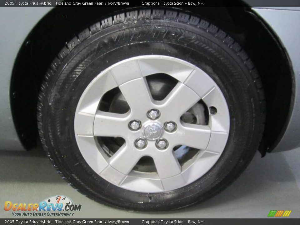 2005 Toyota Prius Hybrid Wheel Photo #17