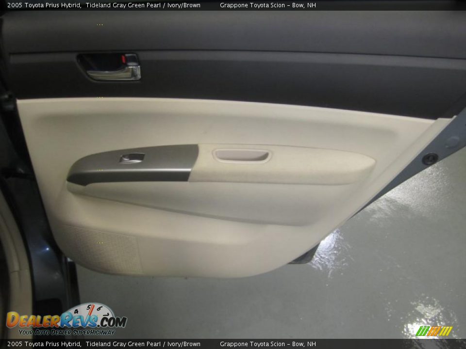 2005 Toyota Prius Hybrid Tideland Gray Green Pearl / Ivory/Brown Photo #19
