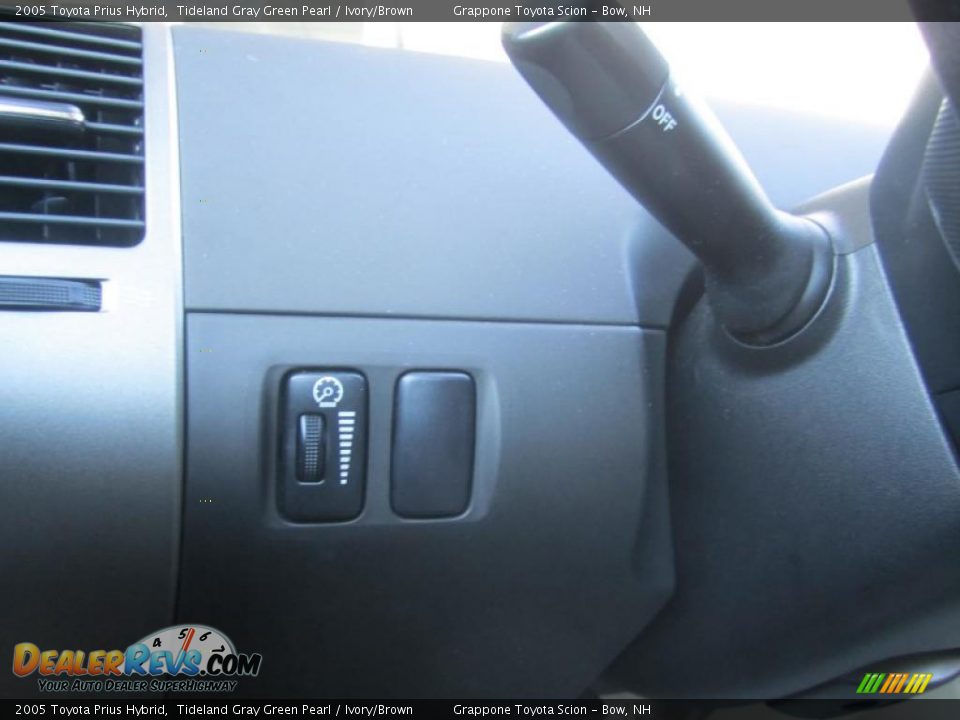 2005 Toyota Prius Hybrid Tideland Gray Green Pearl / Ivory/Brown Photo #24