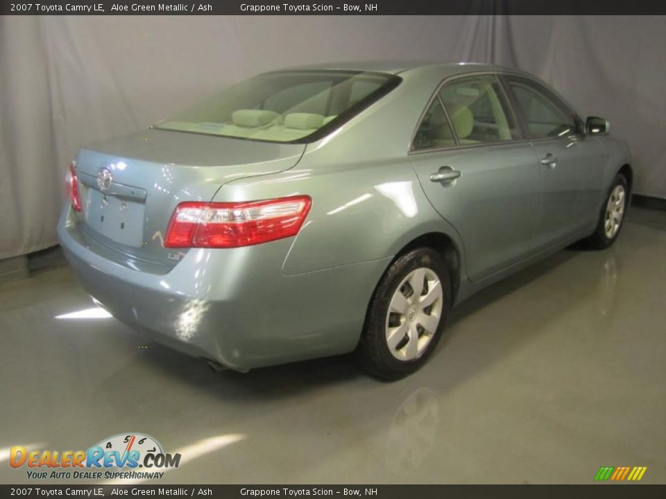 2007 Toyota Camry LE Aloe Green Metallic / Ash Photo #9