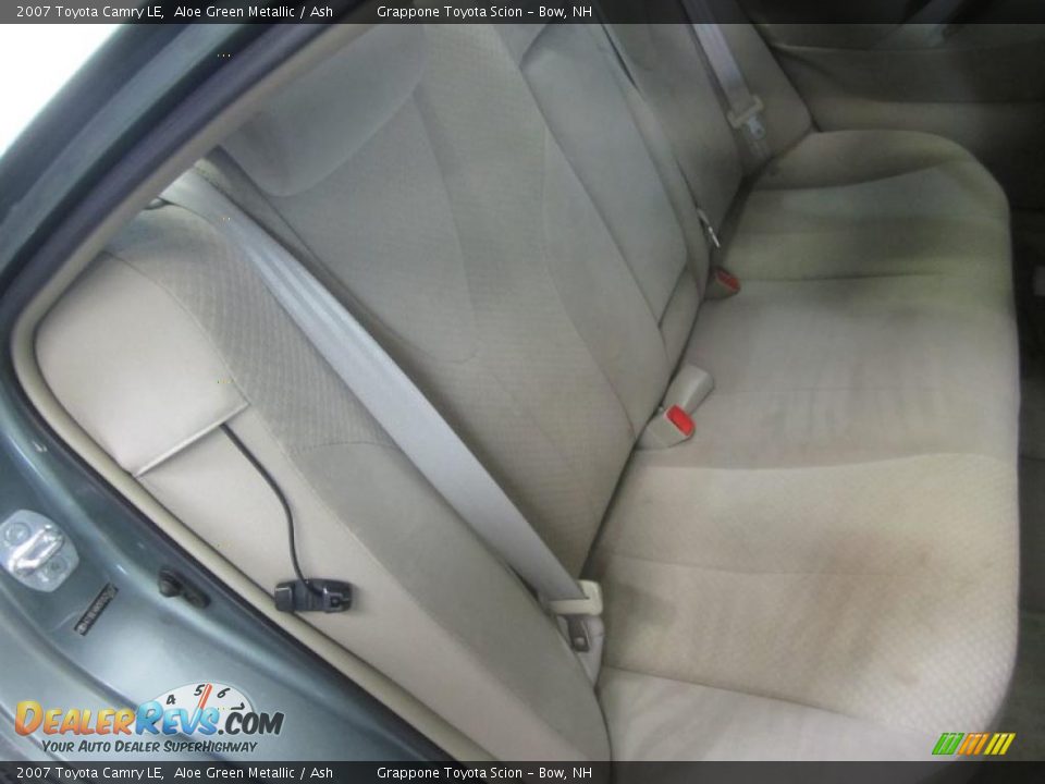 2007 Toyota Camry LE Aloe Green Metallic / Ash Photo #18
