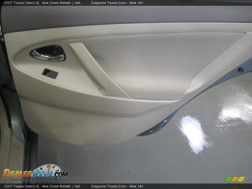 2007 Toyota Camry LE Aloe Green Metallic / Ash Photo #19