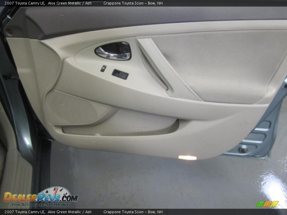 2007 Toyota Camry LE Aloe Green Metallic / Ash Photo #21