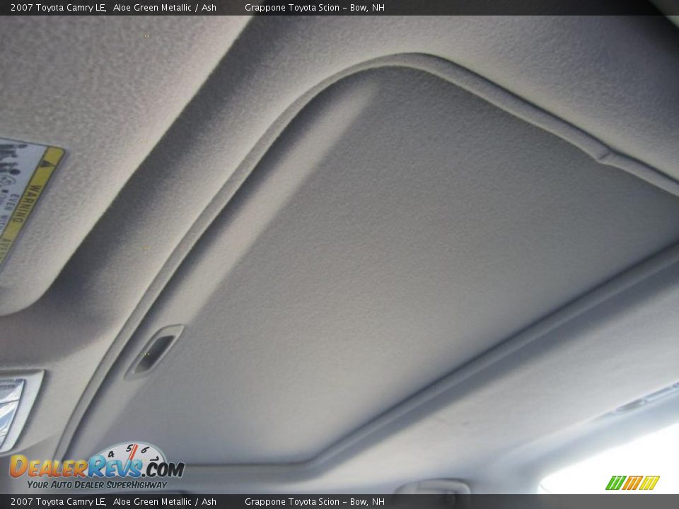 2007 Toyota Camry LE Aloe Green Metallic / Ash Photo #31