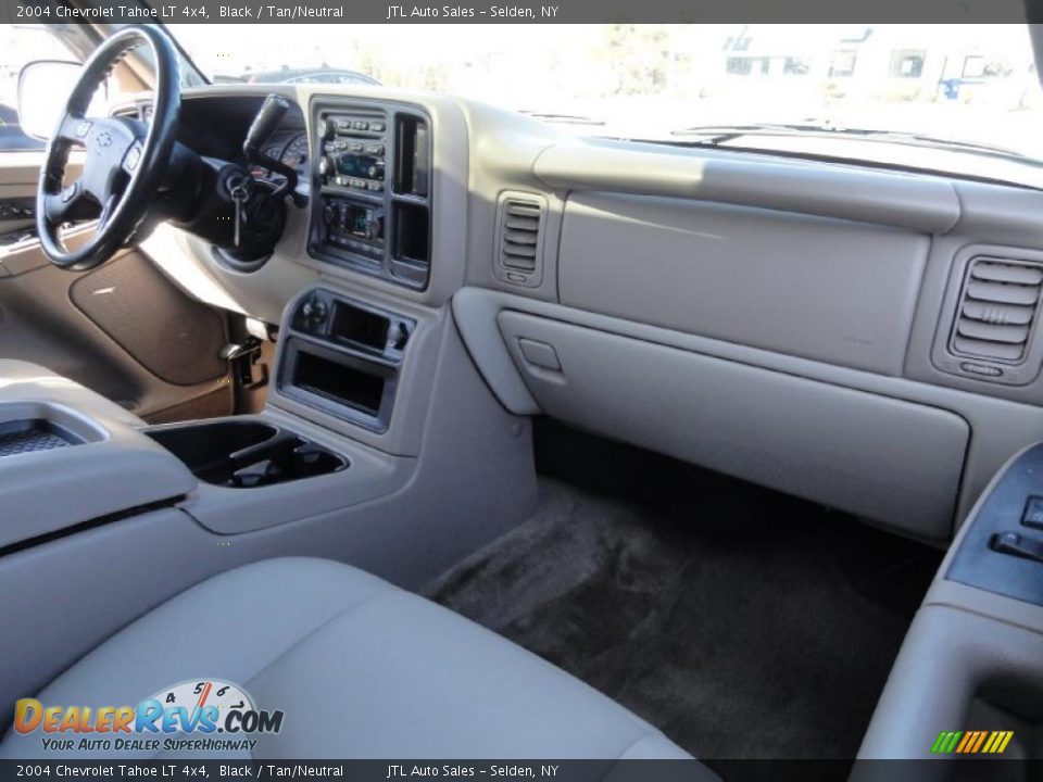 2004 Chevrolet Tahoe LT 4x4 Black / Tan/Neutral Photo #14