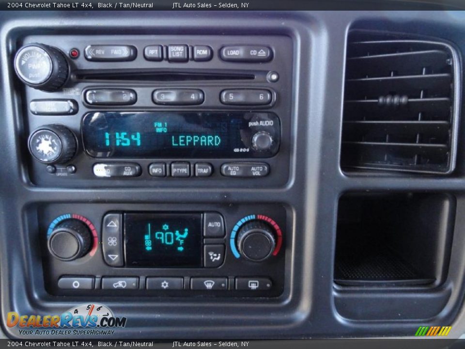 2004 Chevrolet Tahoe LT 4x4 Black / Tan/Neutral Photo #15