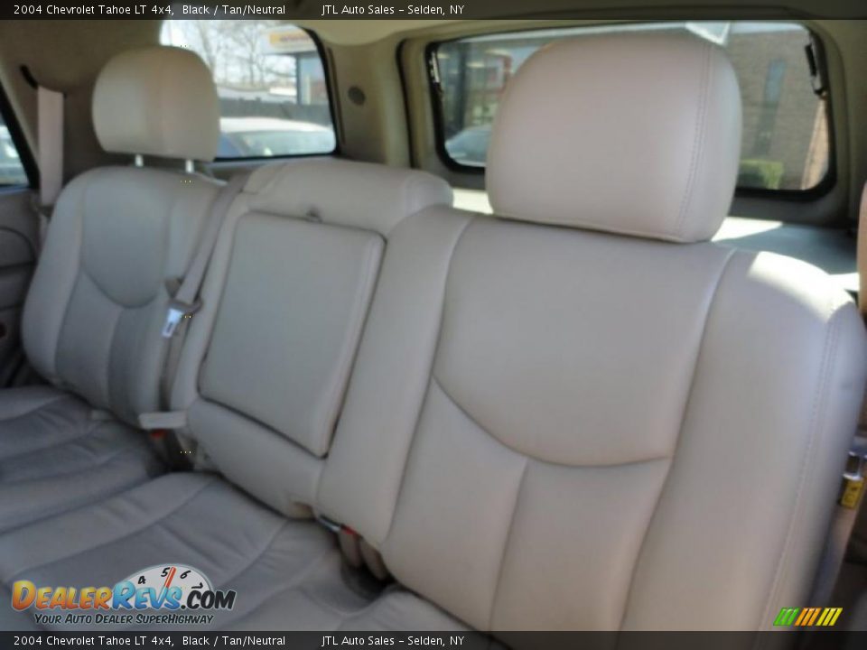 2004 Chevrolet Tahoe LT 4x4 Black / Tan/Neutral Photo #16