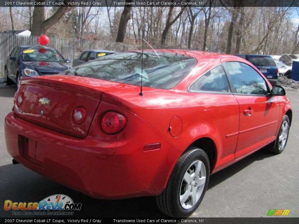 2007 Chevrolet Cobalt LT Coupe Victory Red / Gray Photo #2