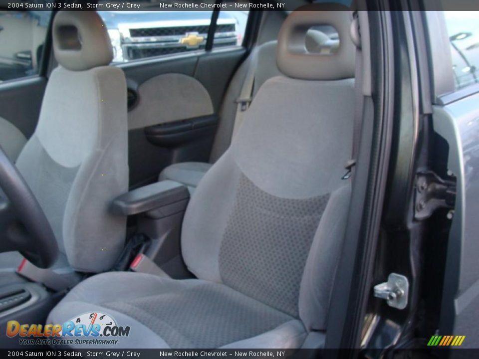 2004 Saturn ION 3 Sedan Storm Grey / Grey Photo #11