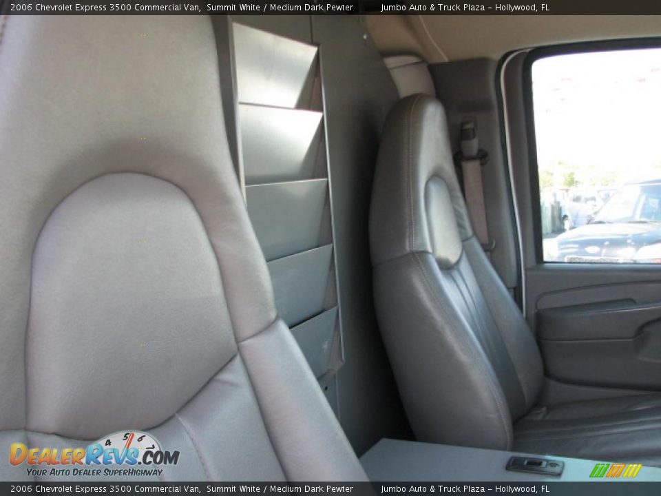 2006 Chevrolet Express 3500 Commercial Van Summit White / Medium Dark Pewter Photo #20