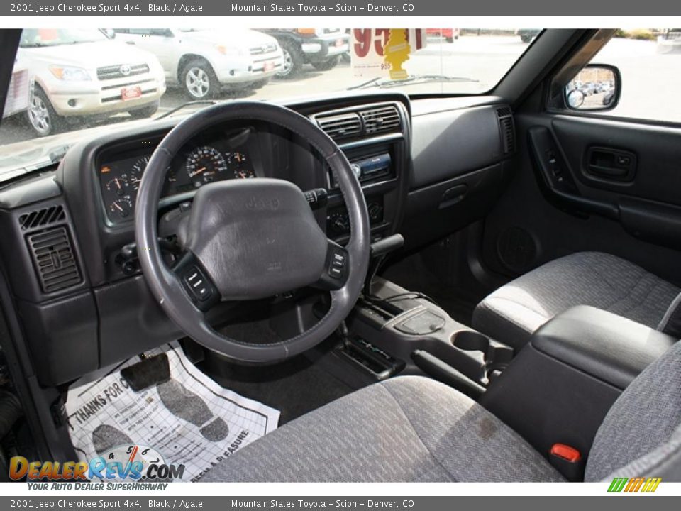 Agate Interior - 2001 Jeep Cherokee Sport 4x4 Photo #8