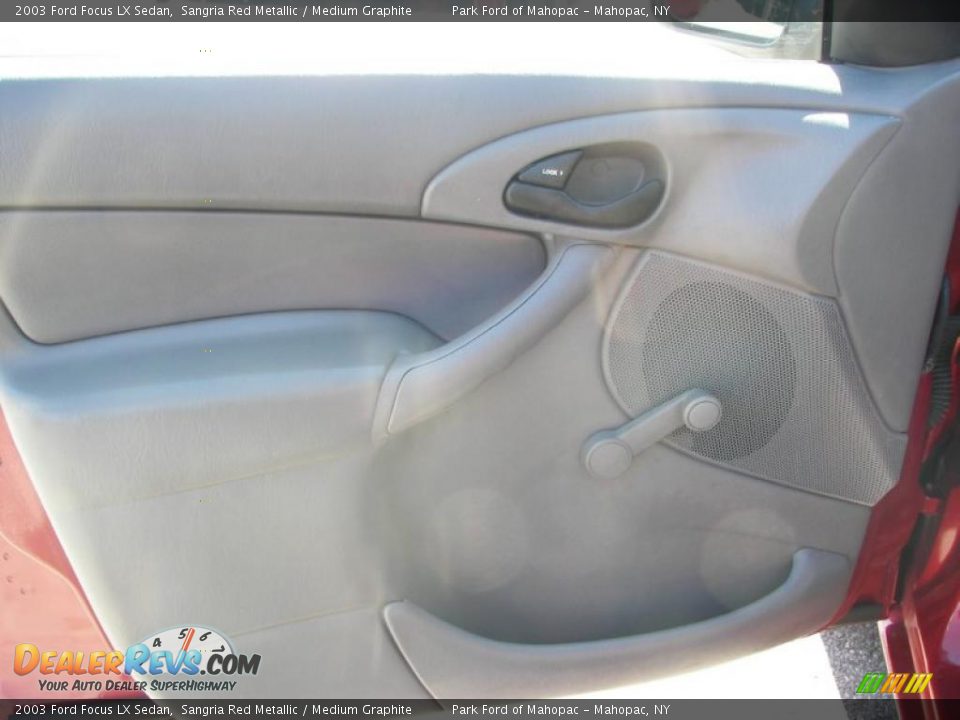 2003 Ford Focus LX Sedan Sangria Red Metallic / Medium Graphite Photo #11