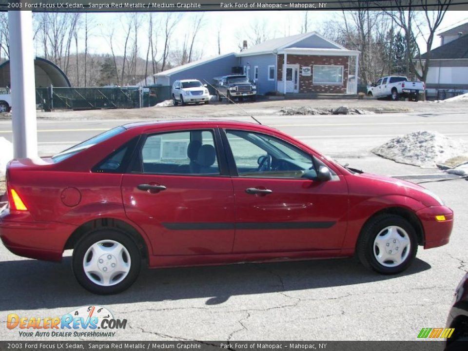 2003 Ford Focus LX Sedan Sangria Red Metallic / Medium Graphite Photo #17
