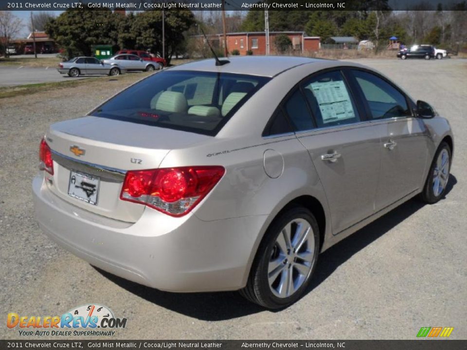 Gold Mist Metallic 2011 Chevrolet Cruze LTZ Photo #4