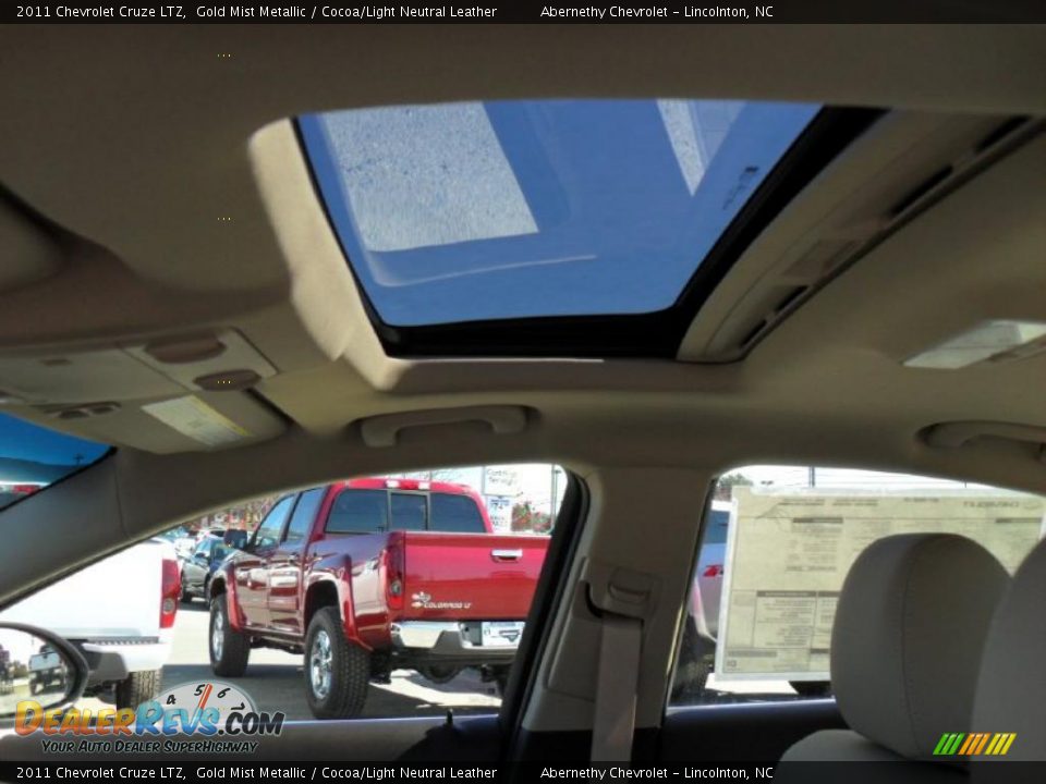 Sunroof of 2011 Chevrolet Cruze LTZ Photo #15