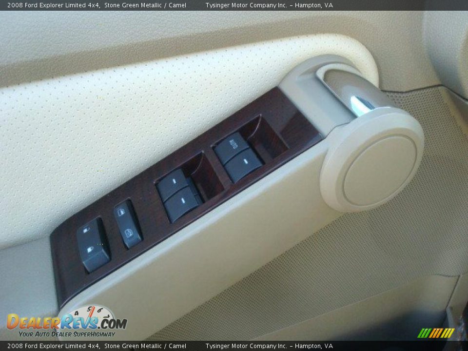 Controls of 2008 Ford Explorer Limited 4x4 Photo #13