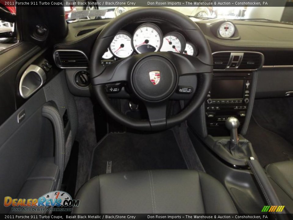 2011 Porsche 911 Turbo Coupe Steering Wheel Photo #25