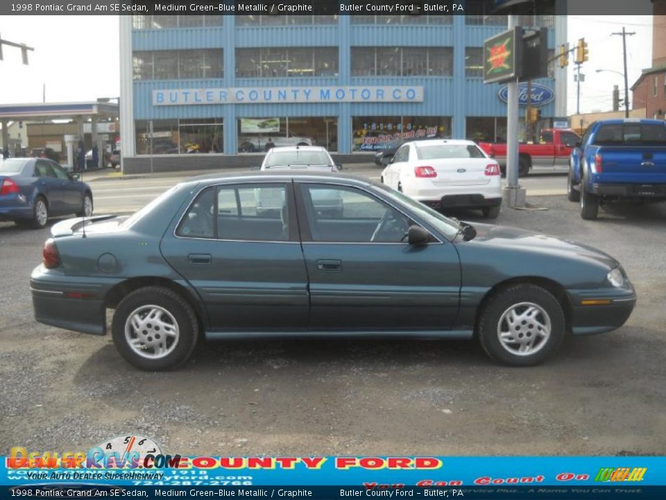 1998 Pontiac Grand Am SE Sedan Medium Green-Blue Metallic / Graphite Photo #1